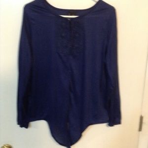 NEW DIRECTIONS BLUE LONG SLEEVE TOP W/FRONT TIE